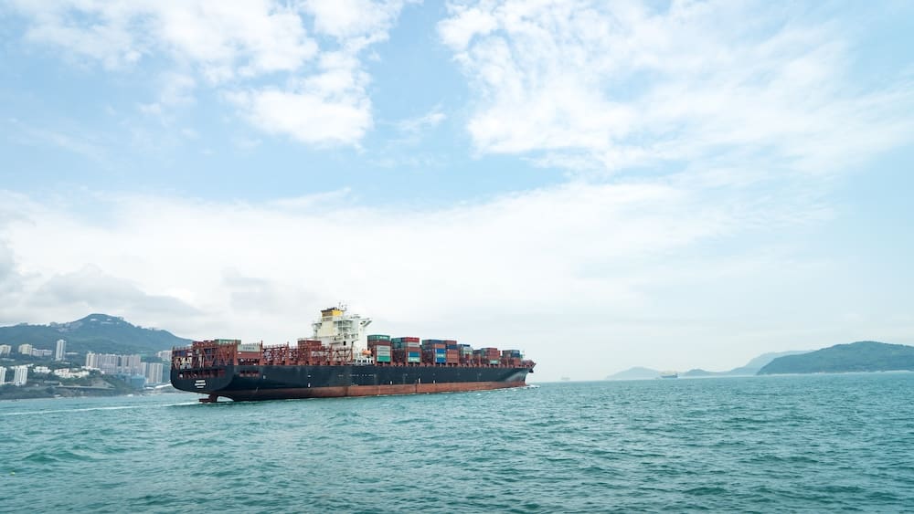 October Shipping Update: Blank Sailings and Trans-Pacific Trade in Q4 2023